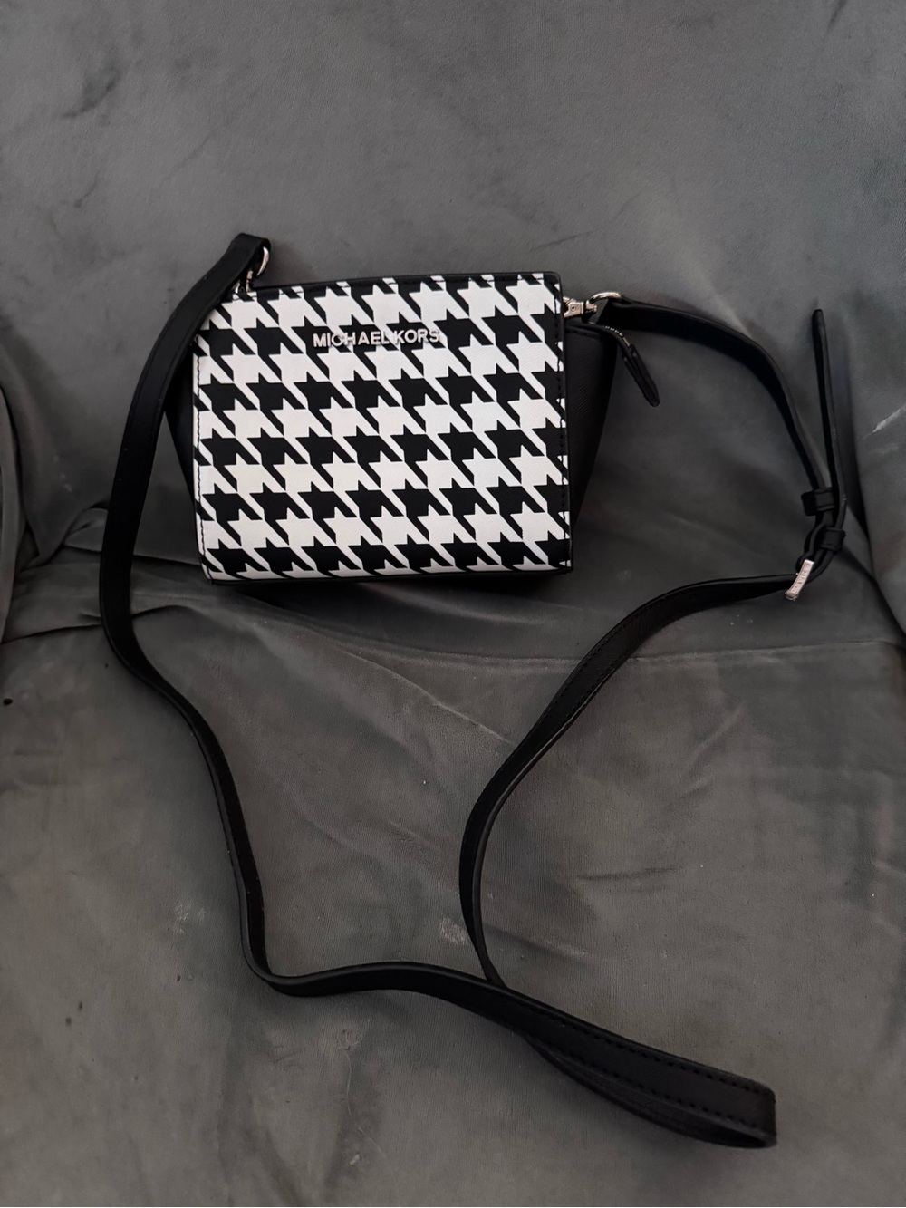 Michael Kors Black & White Houndstooth Crossbody